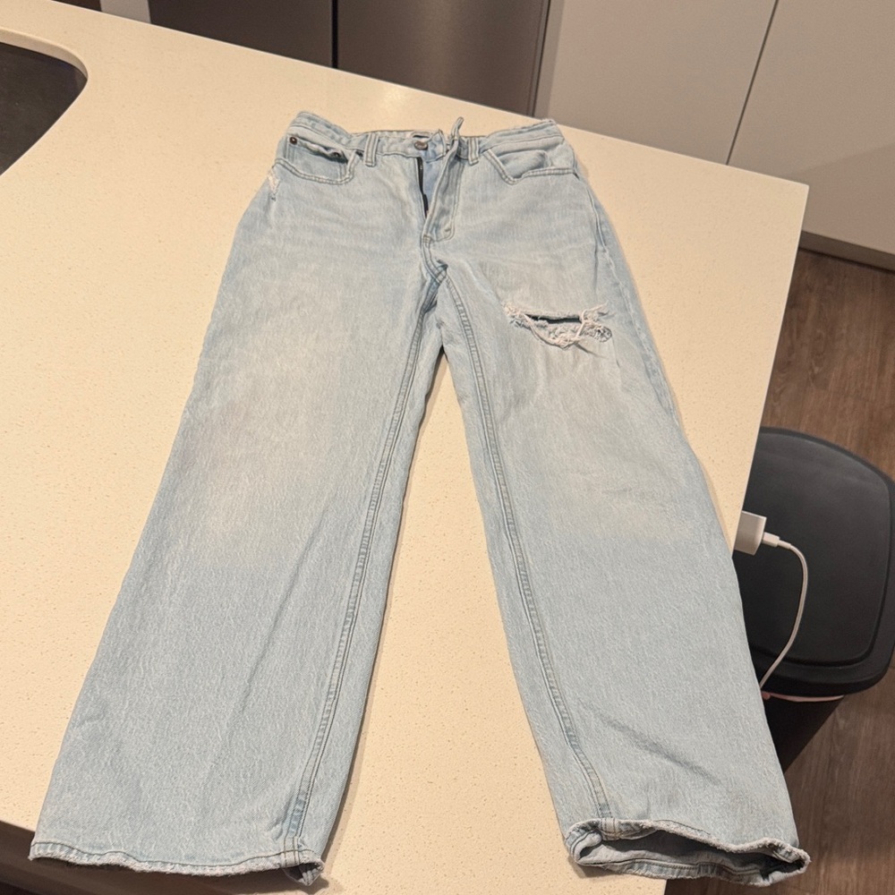 Abercrombie & Fitch Light Wash Straight Leg Jeans
